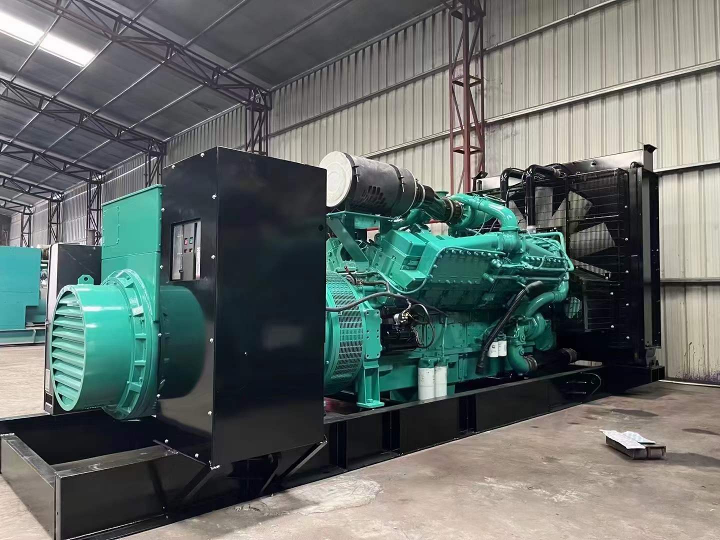 大石桥如何降低 800kW 柴油发电机输出电流的波动？